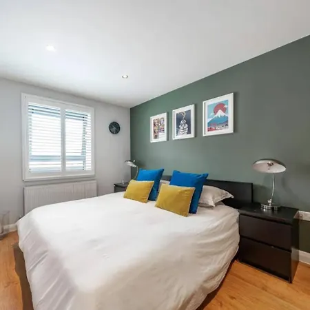Huoneisto Cozy 2 Bedroom - After Booking Request - Peаse Contаct Our Manаger On Tеlegram, To Confirm Your Booking - Telegrаm Username Is - Armasbook *